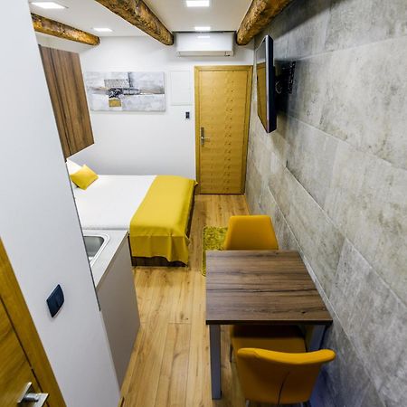 Urban Apartments With Sauna 扎达尔 外观 照片