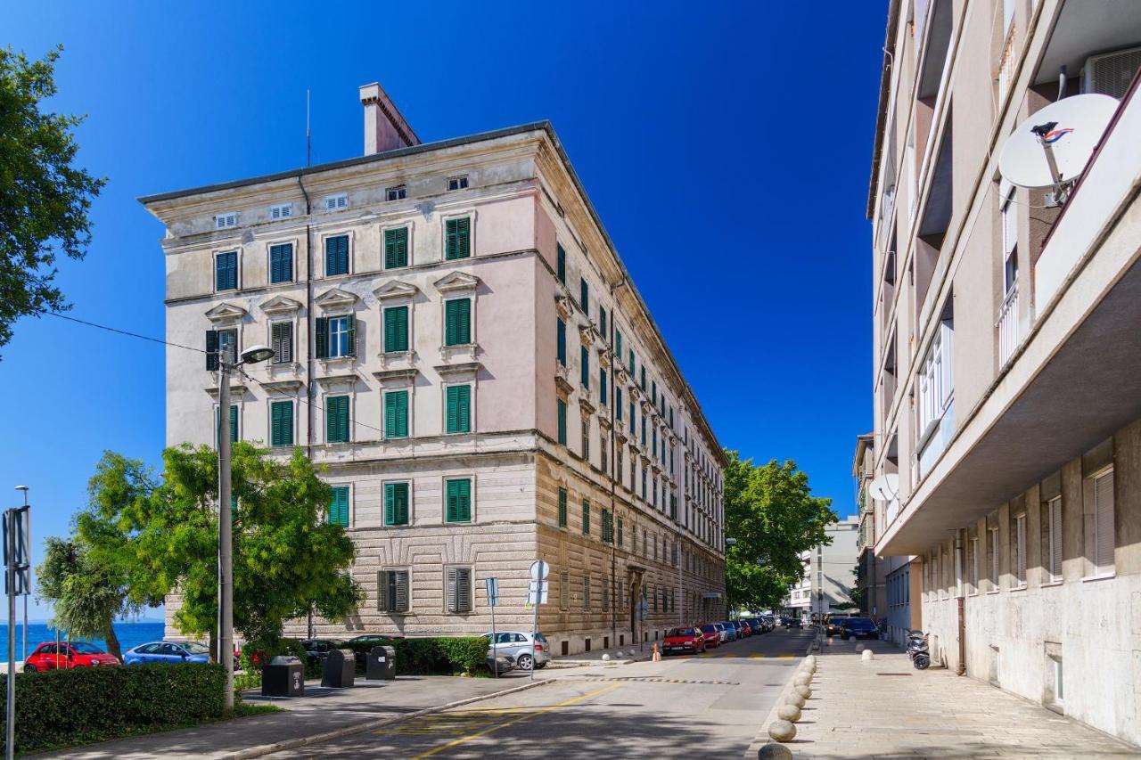 Urban Apartments With Sauna 扎达尔 外观 照片