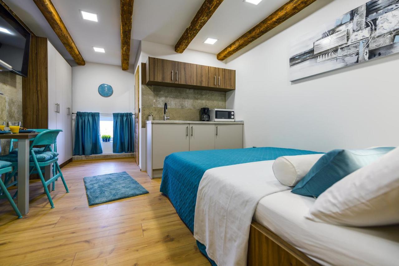 Urban Apartments With Sauna 扎达尔 外观 照片