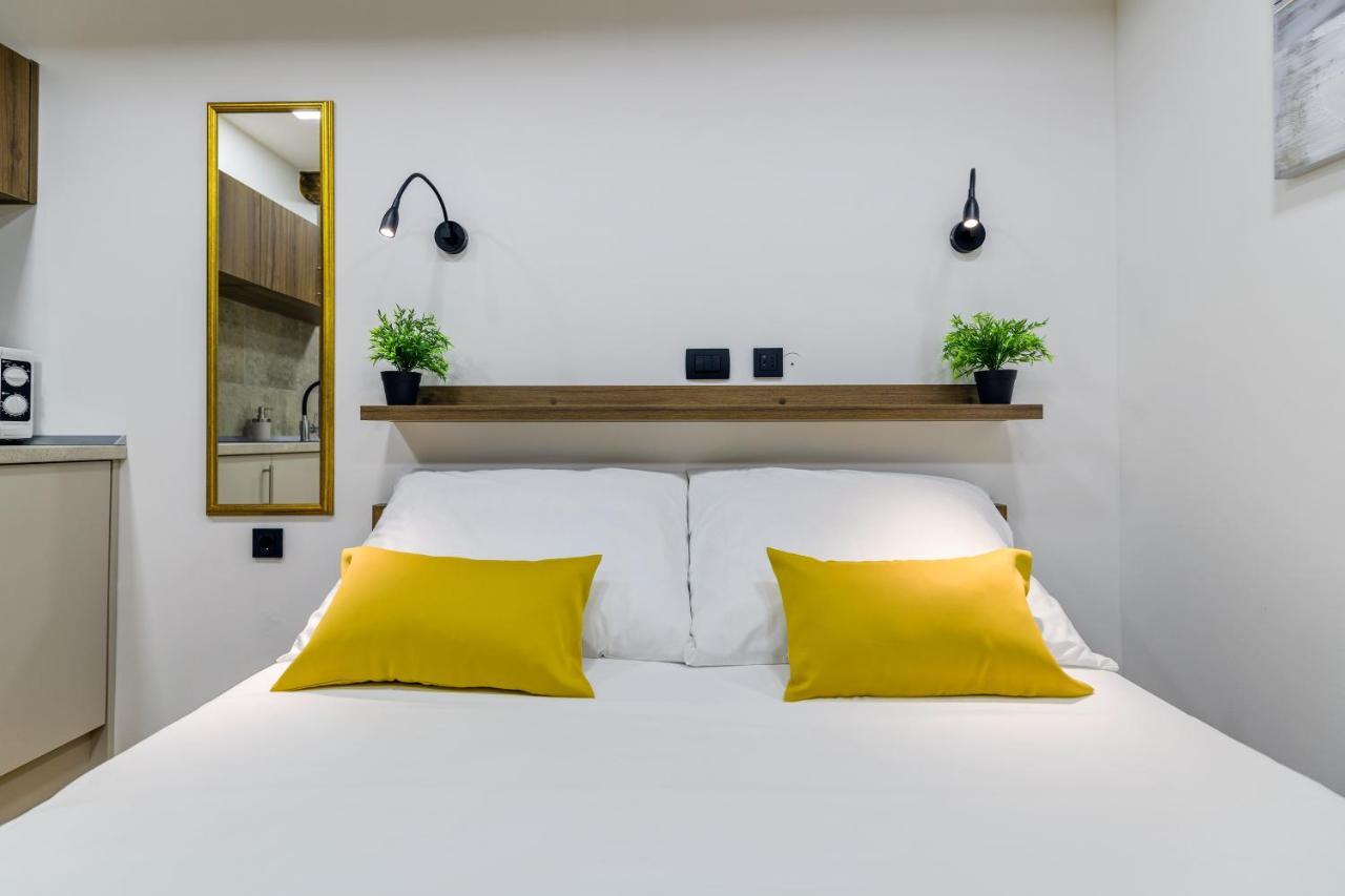 Urban Apartments With Sauna 扎达尔 外观 照片