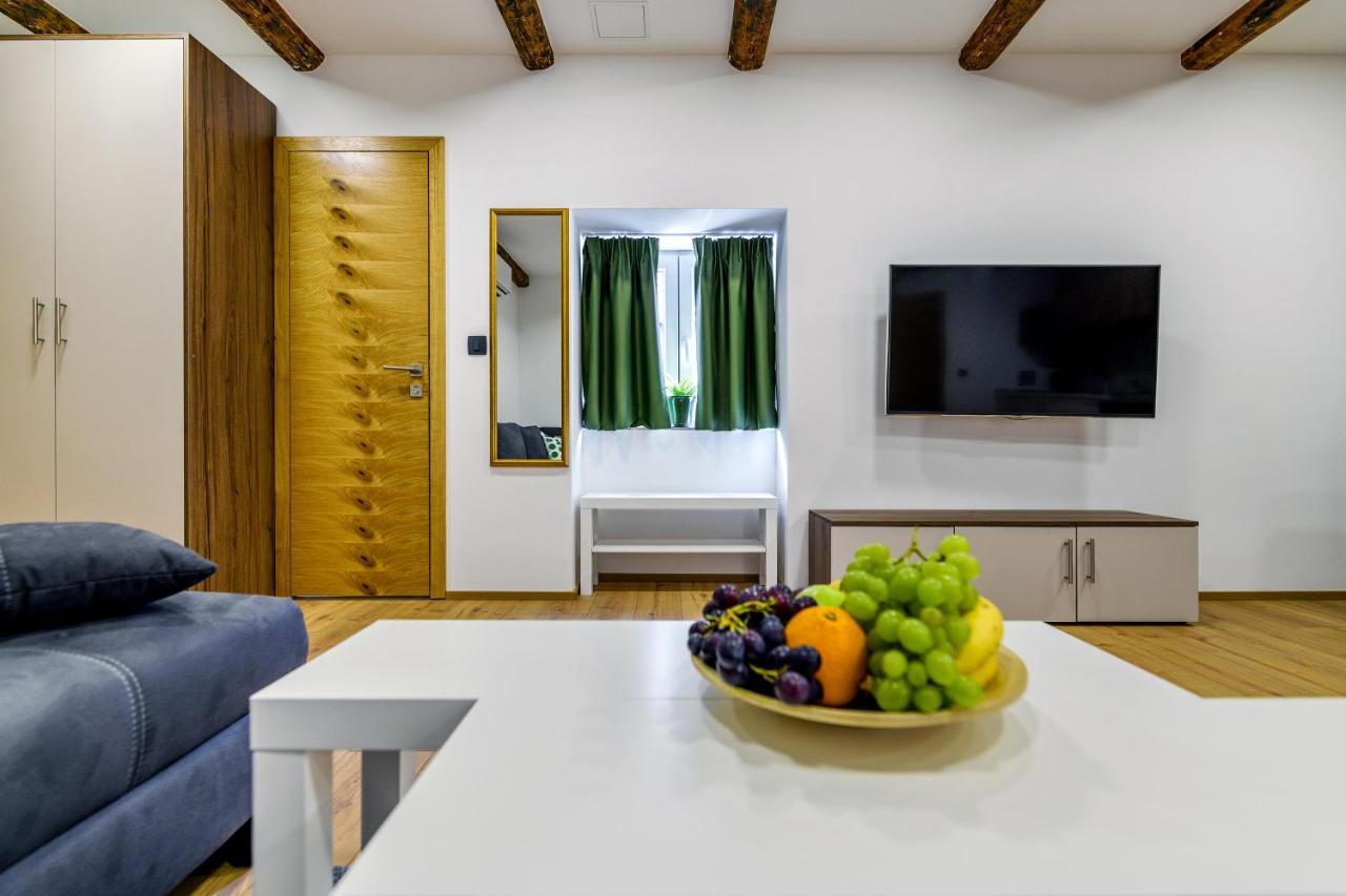 Urban Apartments With Sauna 扎达尔 外观 照片